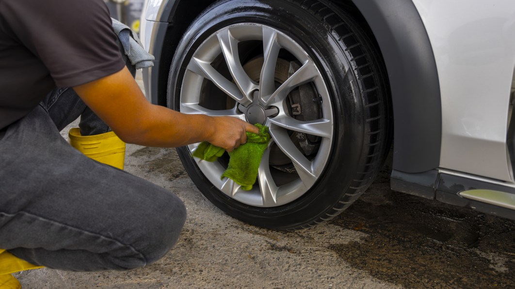 The Best Wheel Cleaners For Brake Dust In 2024