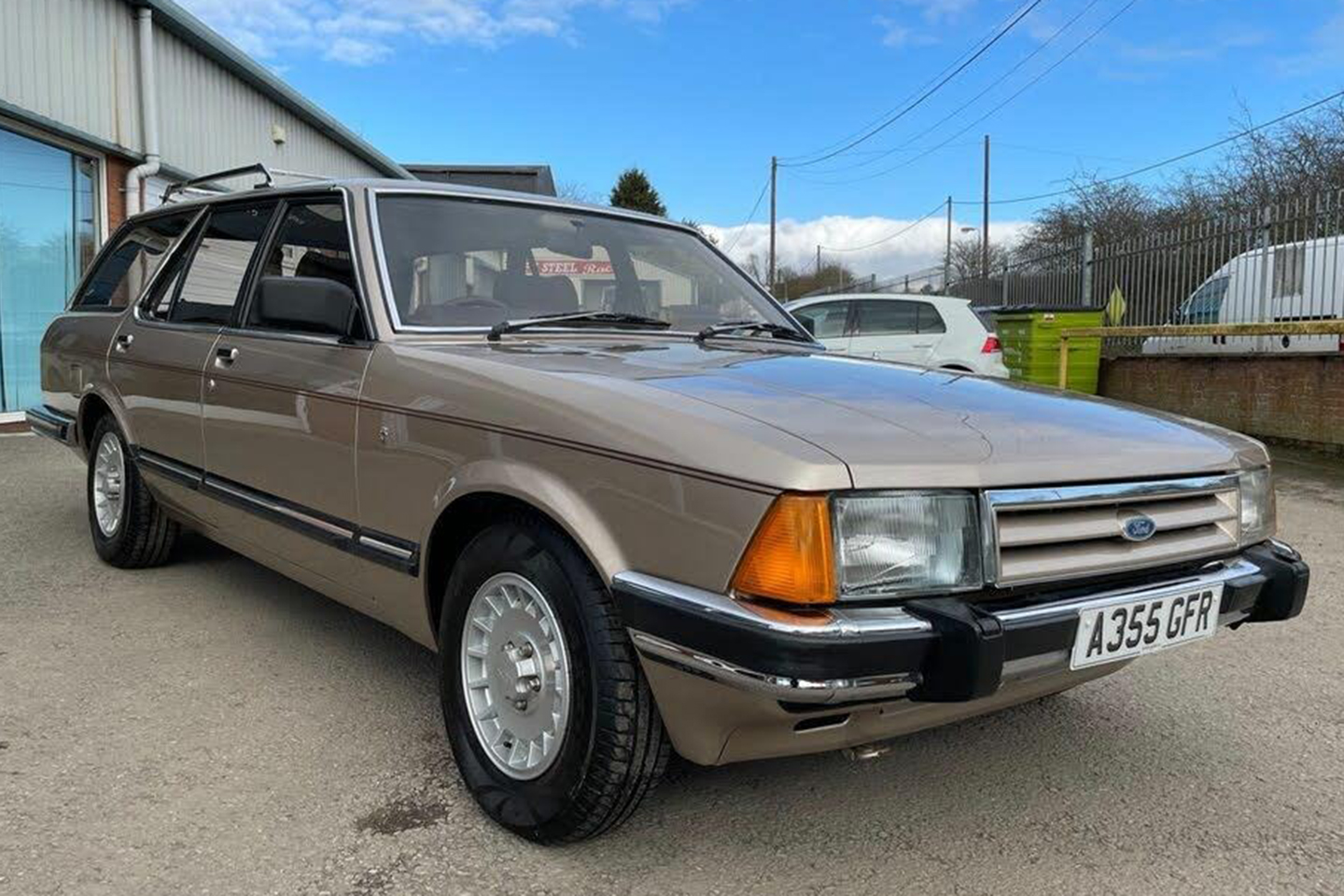 Ford Granada 2.8i Ghia X estate | Spotted