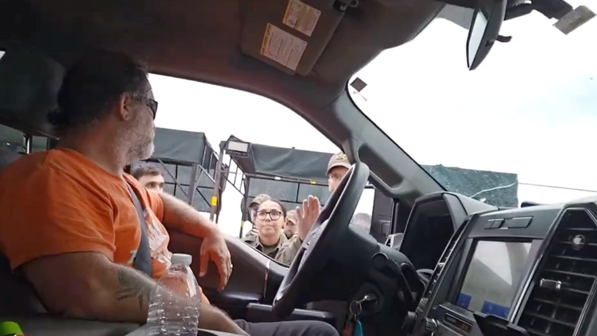 Watch Brain Geniuses Get Arrested For Refusing To Answer ‘Are You A Citizen’ At U.S. Border