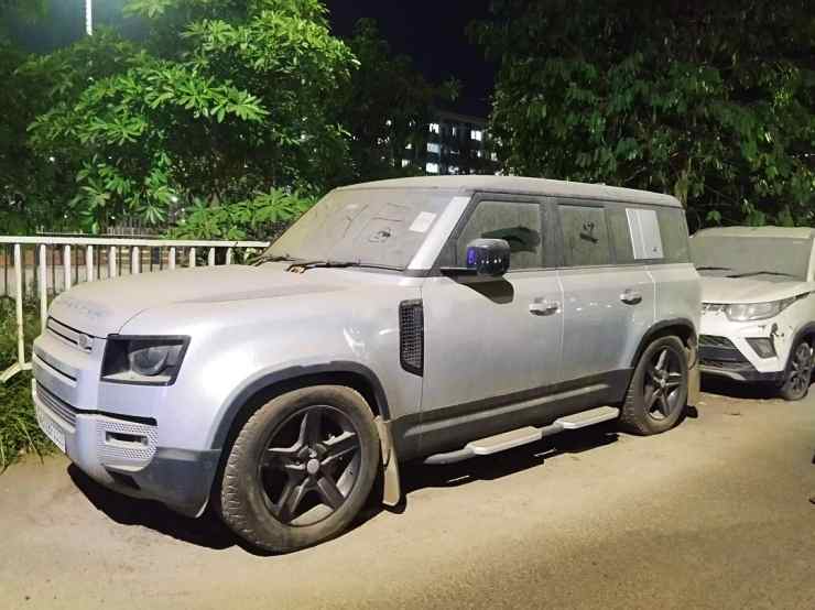 Rs. 1 Crore-Plus Land Rover Defender SEIZED And Collecting Dust: This Is Its Story