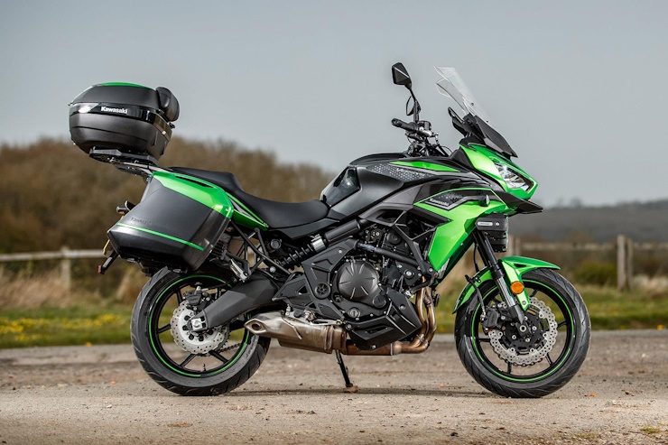 Kawasaki Versys 650 vs Benelli TRK 502: Comparing Adventure-Ready Tourers