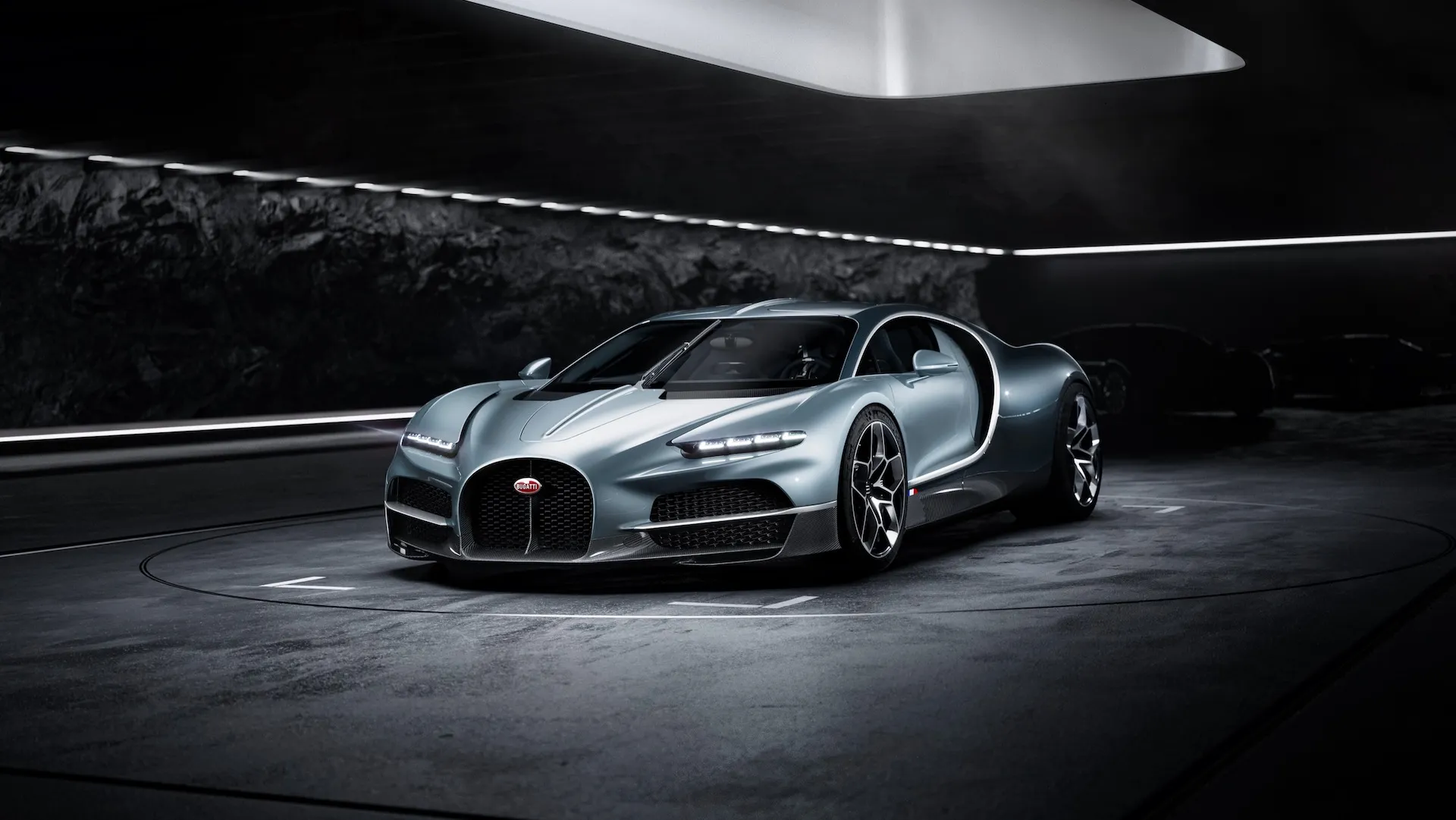 Bugatti Tourbillon marks new era with 1,800-hp V-16 plug-in hybrid powertrain