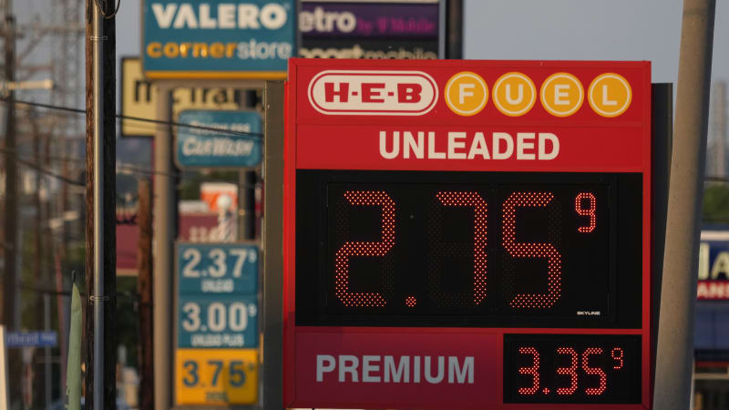 U.S. gas prices are falling; demand at the pump is ‘kind of shallow’ despite summer travel