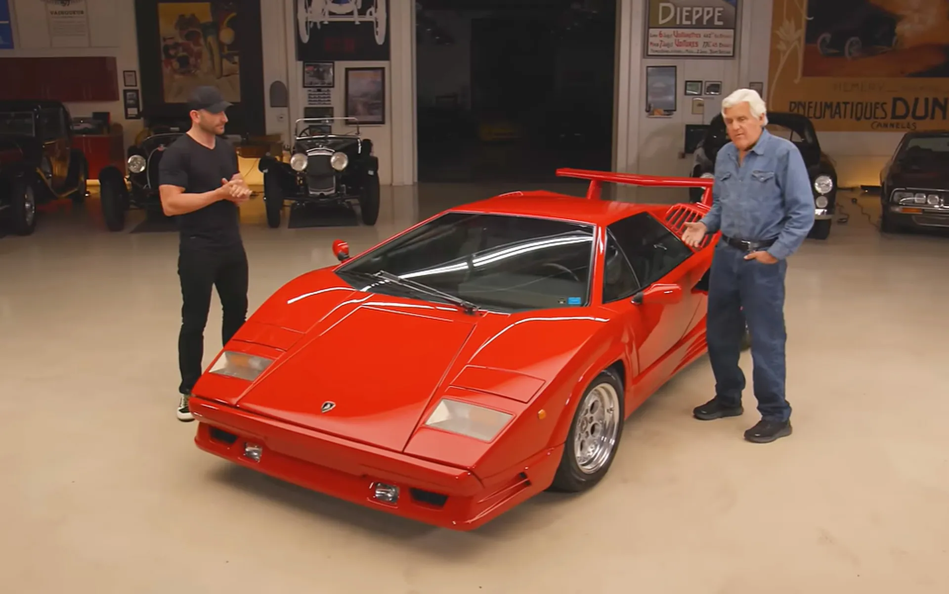 Lamborghini Countach 25th Anniversary Edition stops by Jay Leno’s Garage