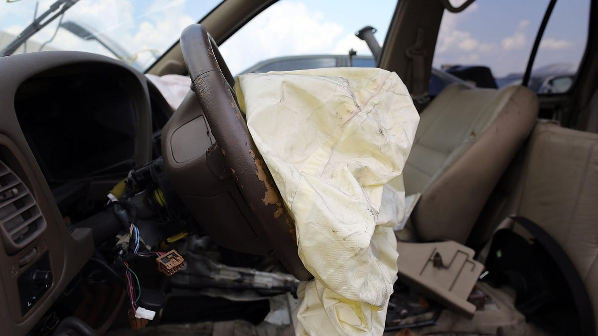 Over 475,000 Decade-Old Cars Face ‘Do Not Drive’ Warnings Over Exploding Takata Airbags