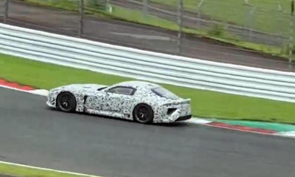 Lexus LFR V8 supercar (LFA successor) spied testing in Japan