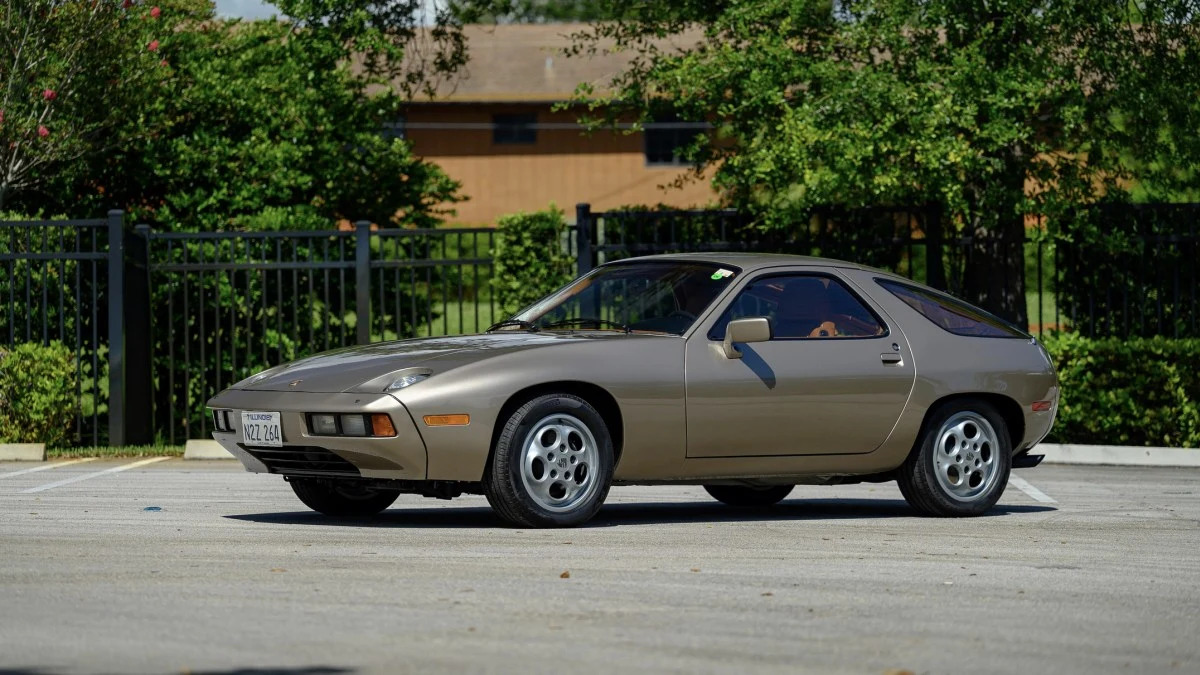 Porsche 928 from ‘Risky Business’ up for auction, expected to fetch at least $1.4 million