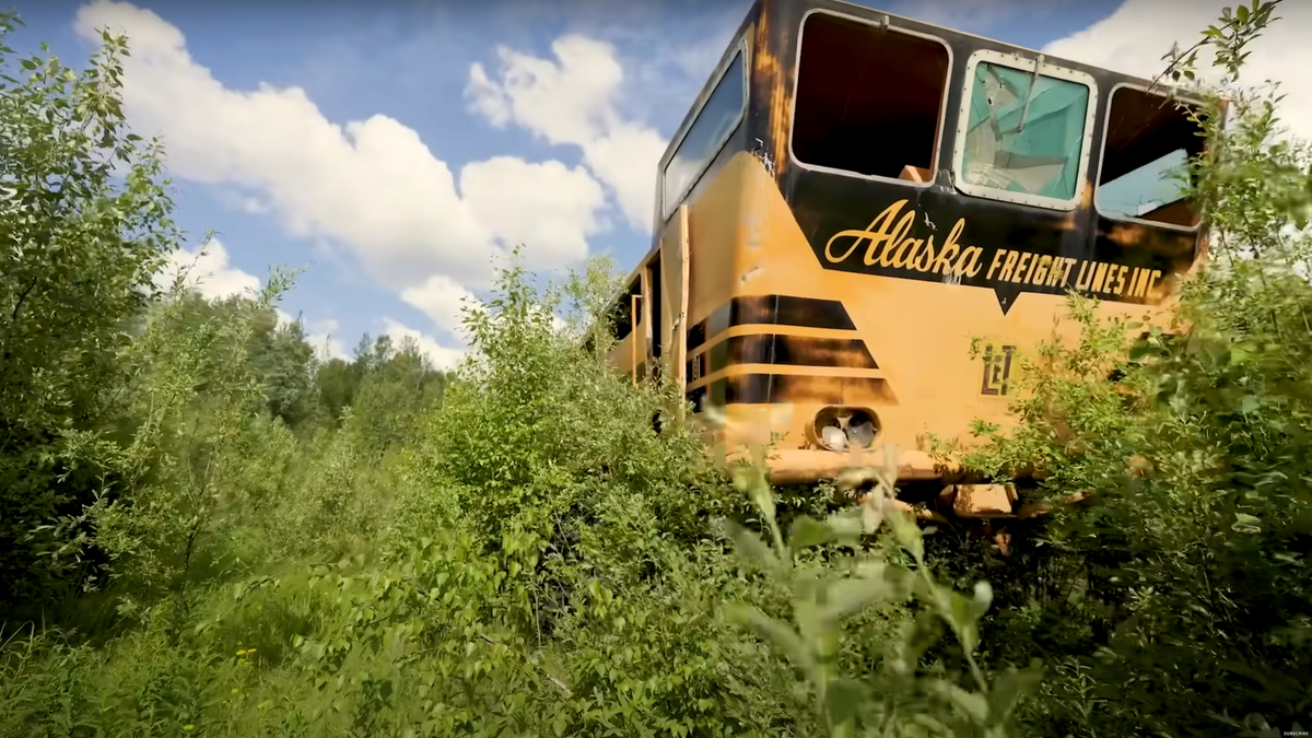 Massive Overland Train Left To Rot In Alaska Protected America From Russki Attack During The Cold War