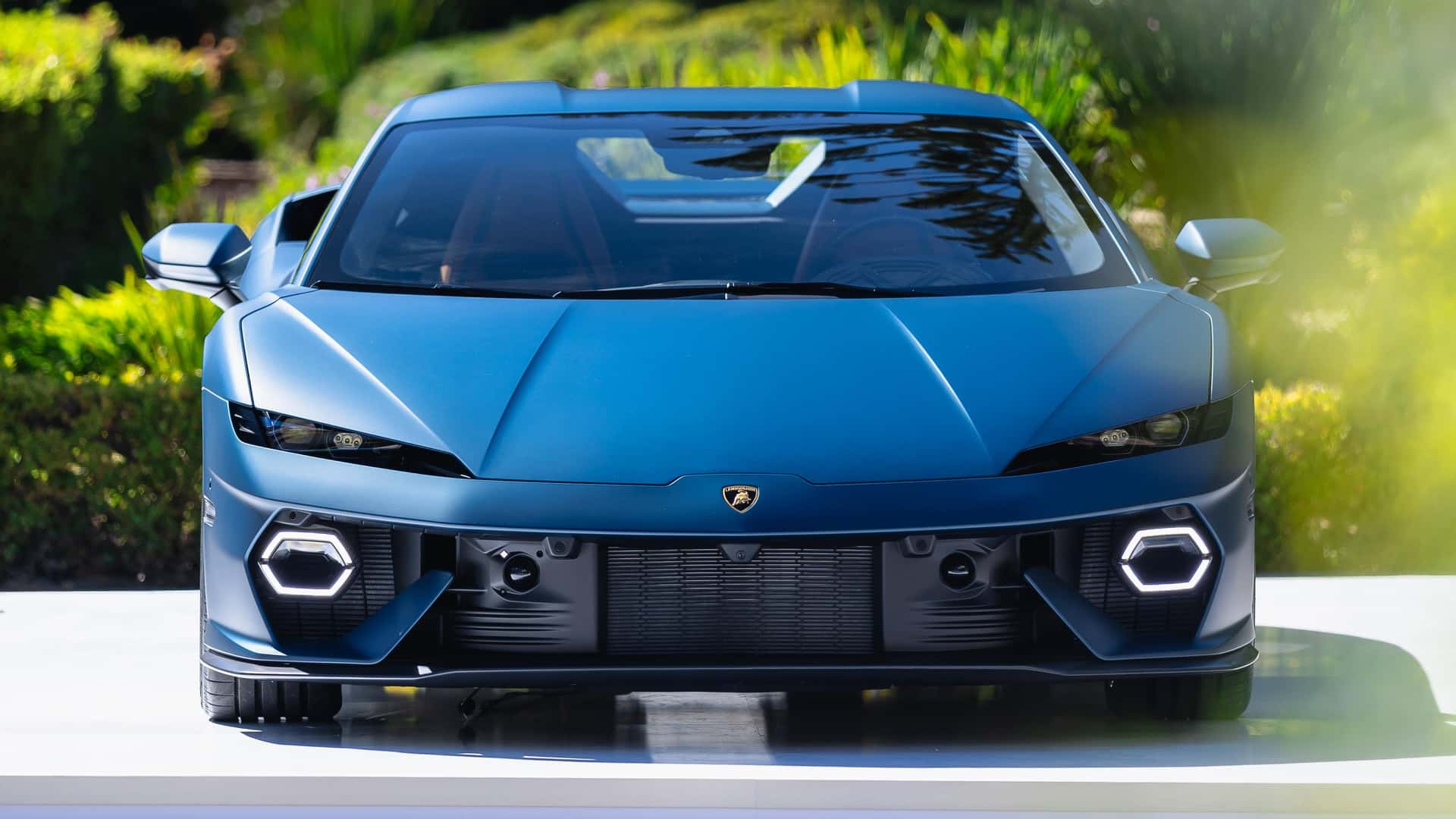 Lamborghini Swears Its New V-8 Will Make You Forget the V-10