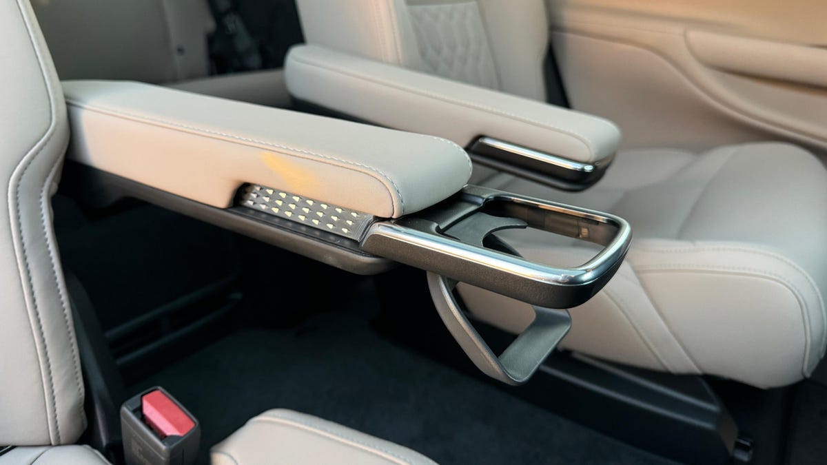 2025 Volvo EX90’s Rear Seat Cupholders Did Not Need To Be This Cool