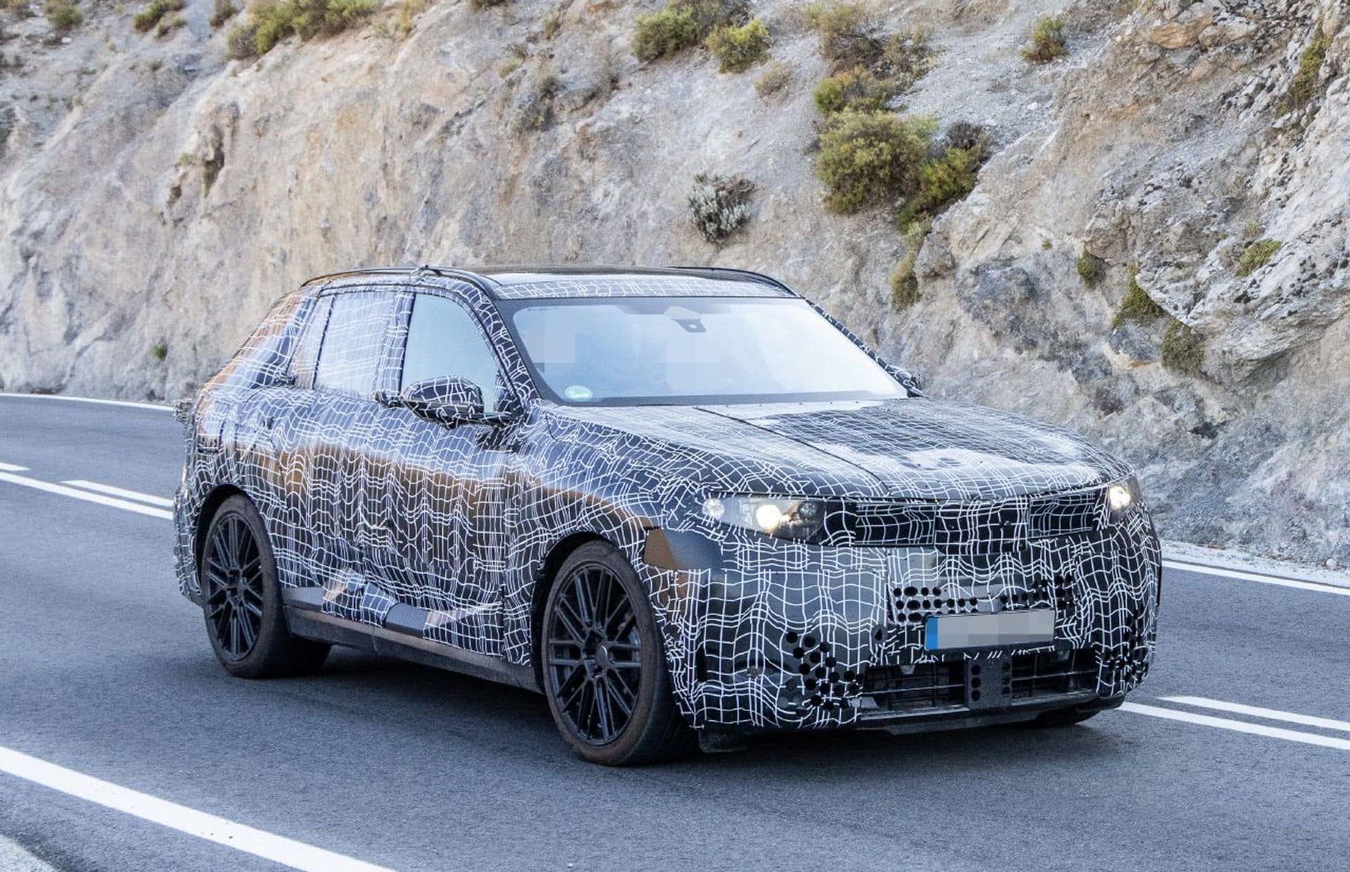 Spy Photographers Capture the 2026 BMW X5 M60e Hybrid