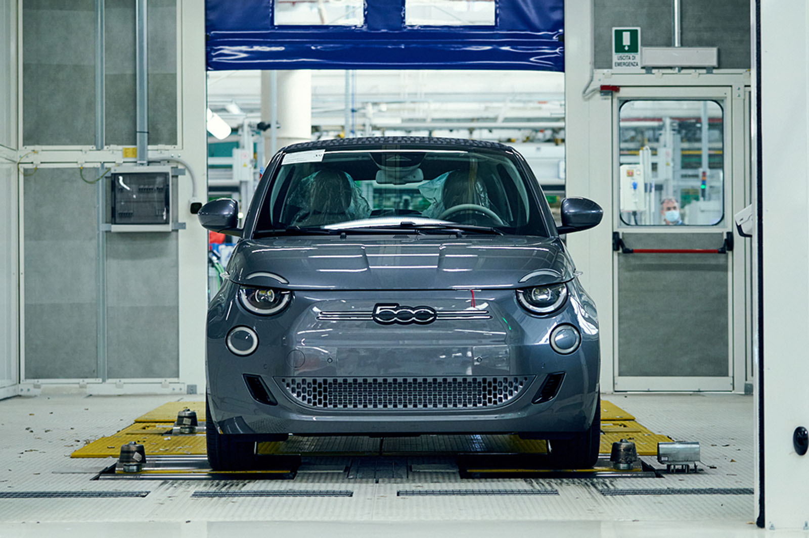 Fiat 500e production paused due to sales slump